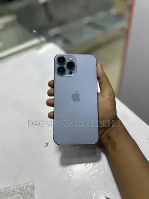 Photo - Apple iPhone 13 Pro Max 256 GB Blue