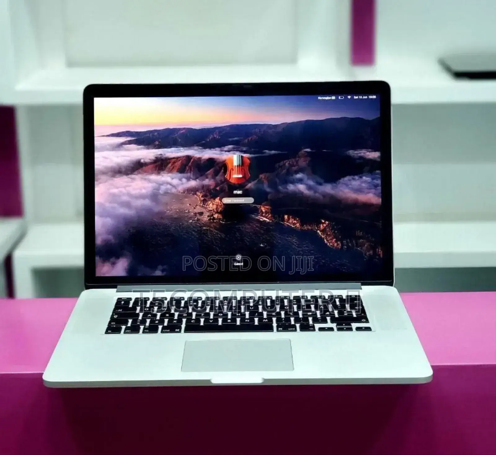 New Laptop Apple MacBook 2015 16GB Intel Core I7 SSD 256GB