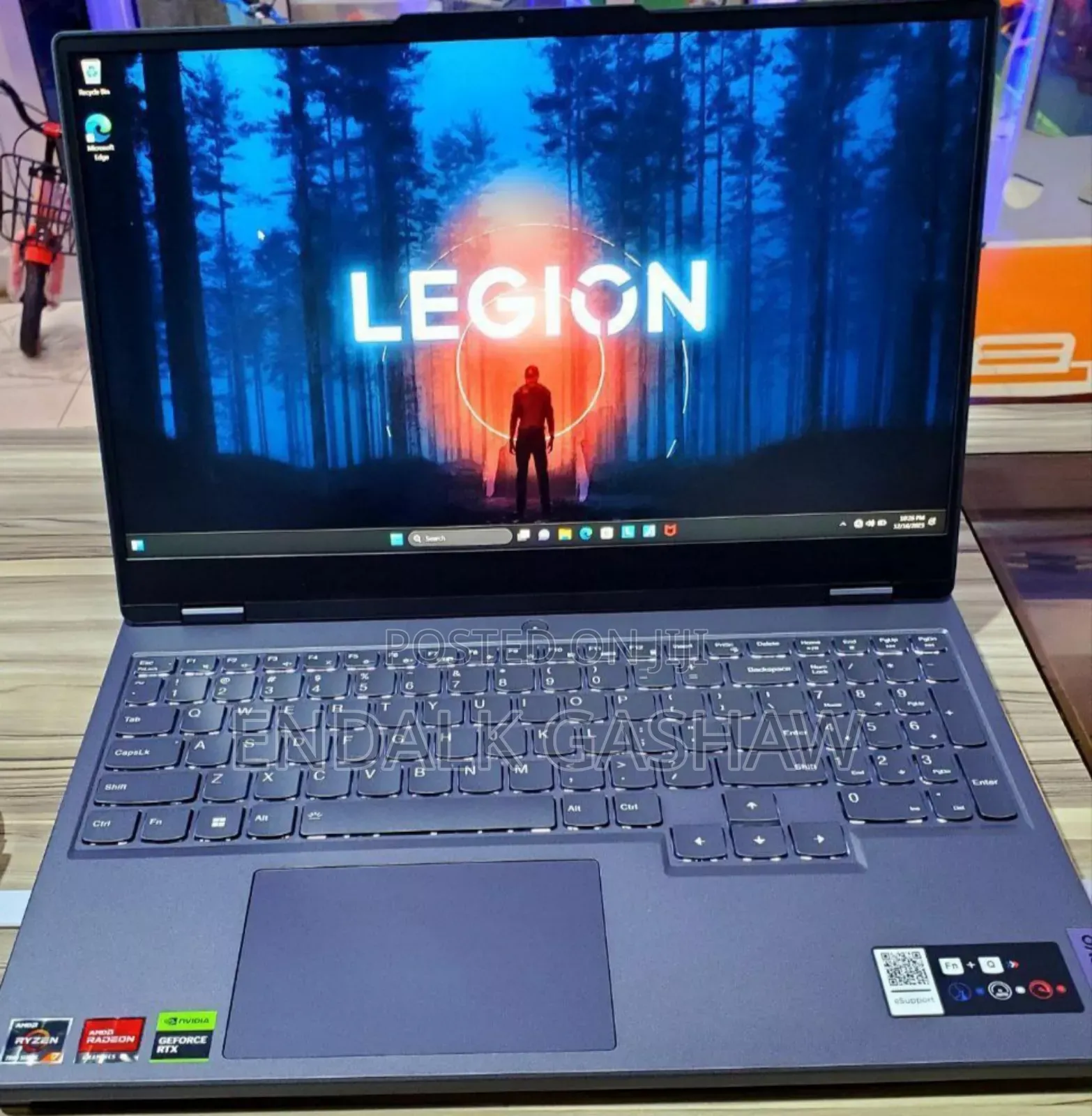 New Laptop Lenovo Legion 5 16GB AMD Ryzen 7 SSD 1T