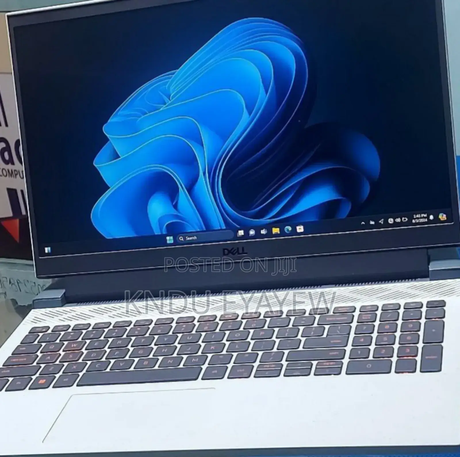 New Laptop Dell 16GB AMD Ryzen 5 SSD 512GB