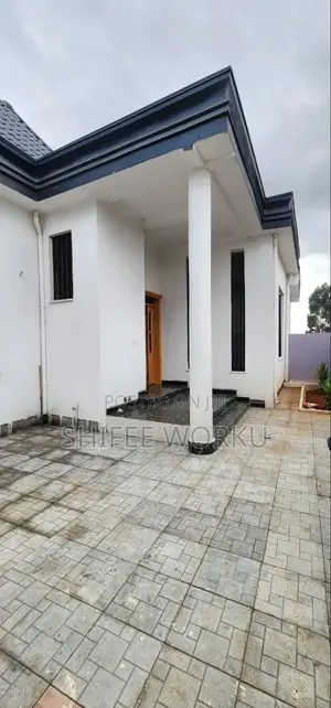 Photo - Furnished 6bdrm Villa in Tafo Around Ccd, Yeka for sale