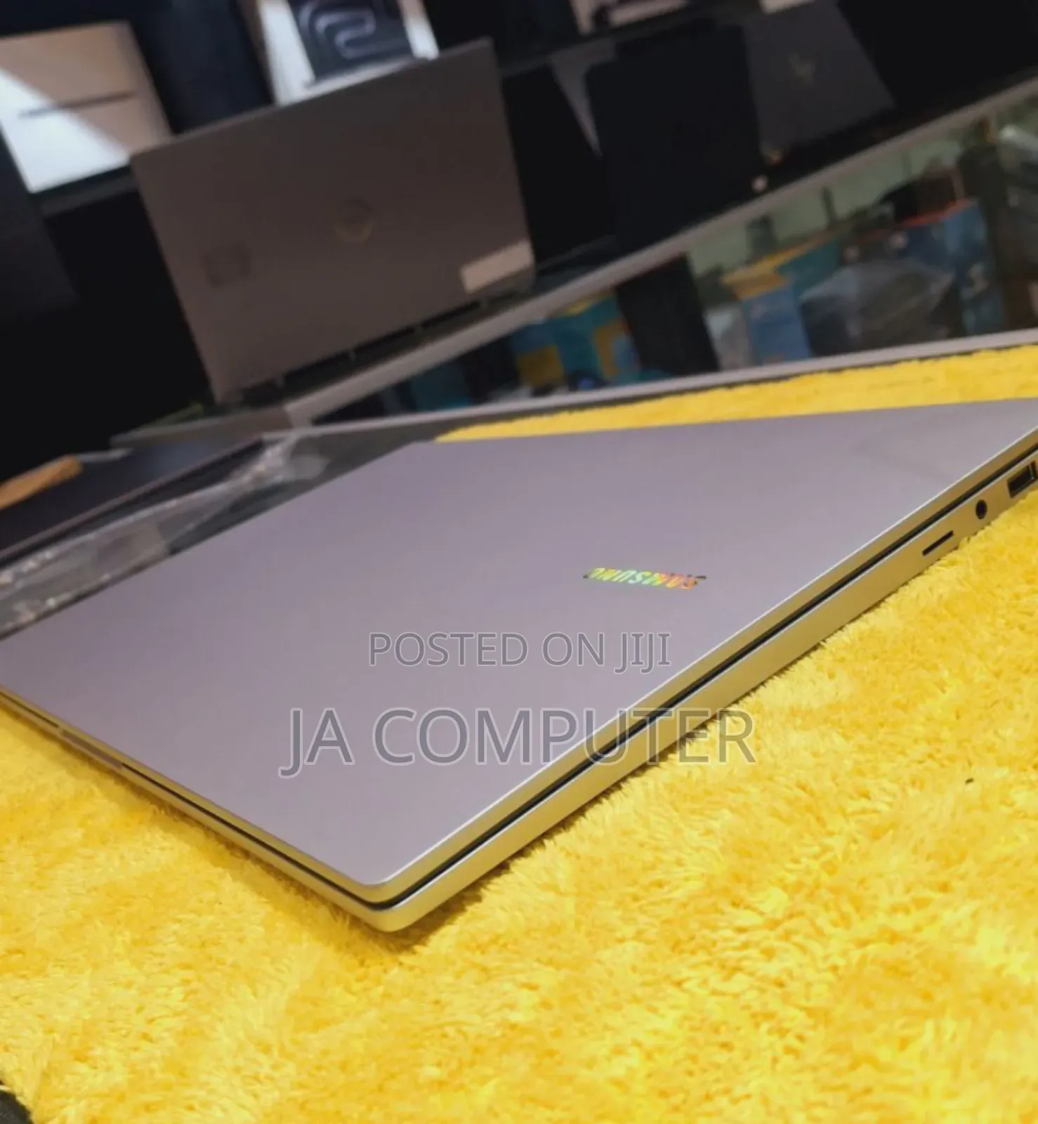 New Laptop Samsung 16GB Intel Core Ultra 7 SSD 512GB