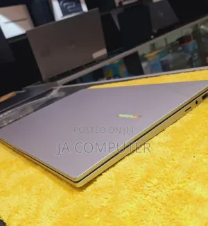 New Laptop Samsung 16GB Intel Core Ultra 7 SSD 512GB