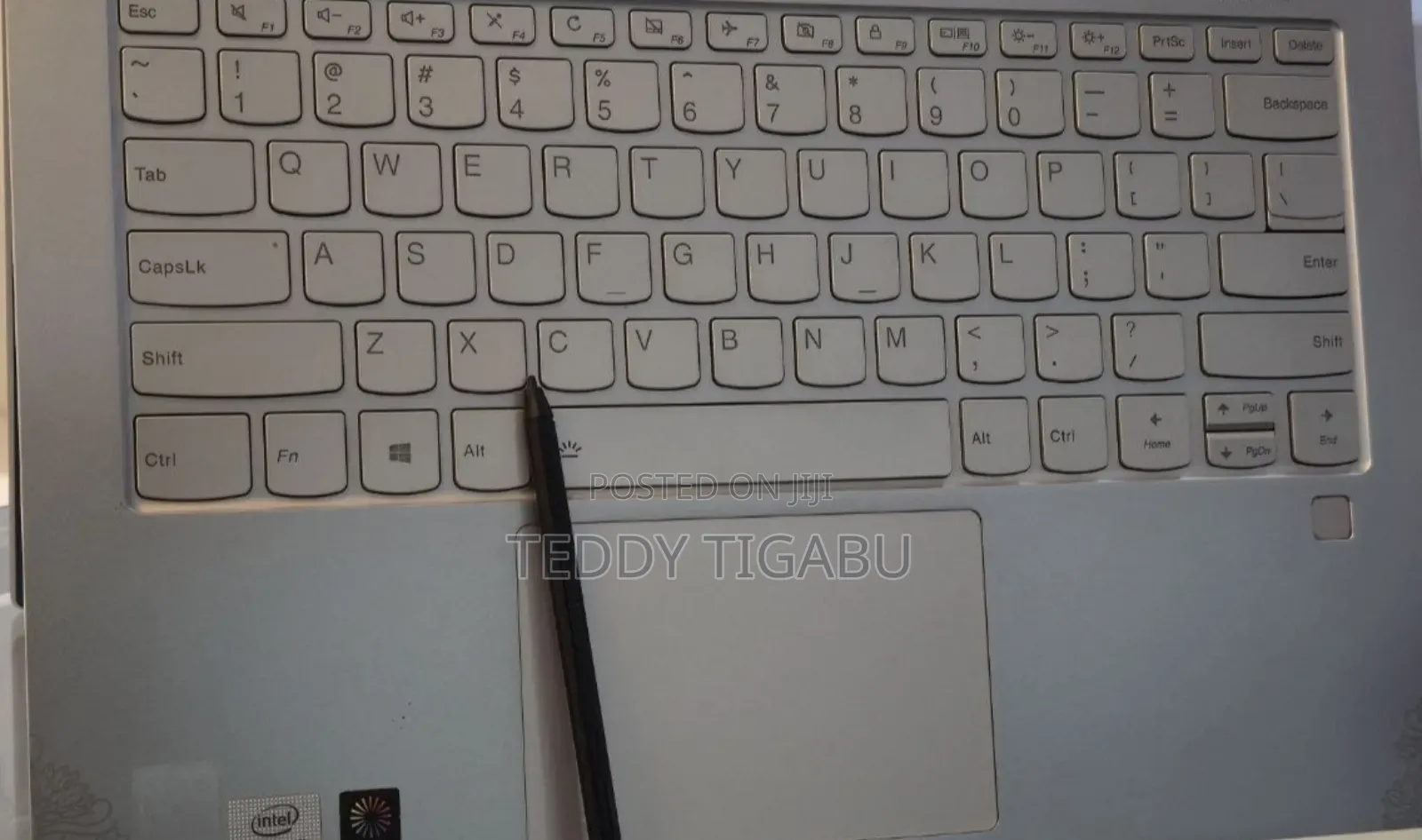 New Laptop Lenovo Yoga 7i 16GB Intel Core I7 SSD 1T