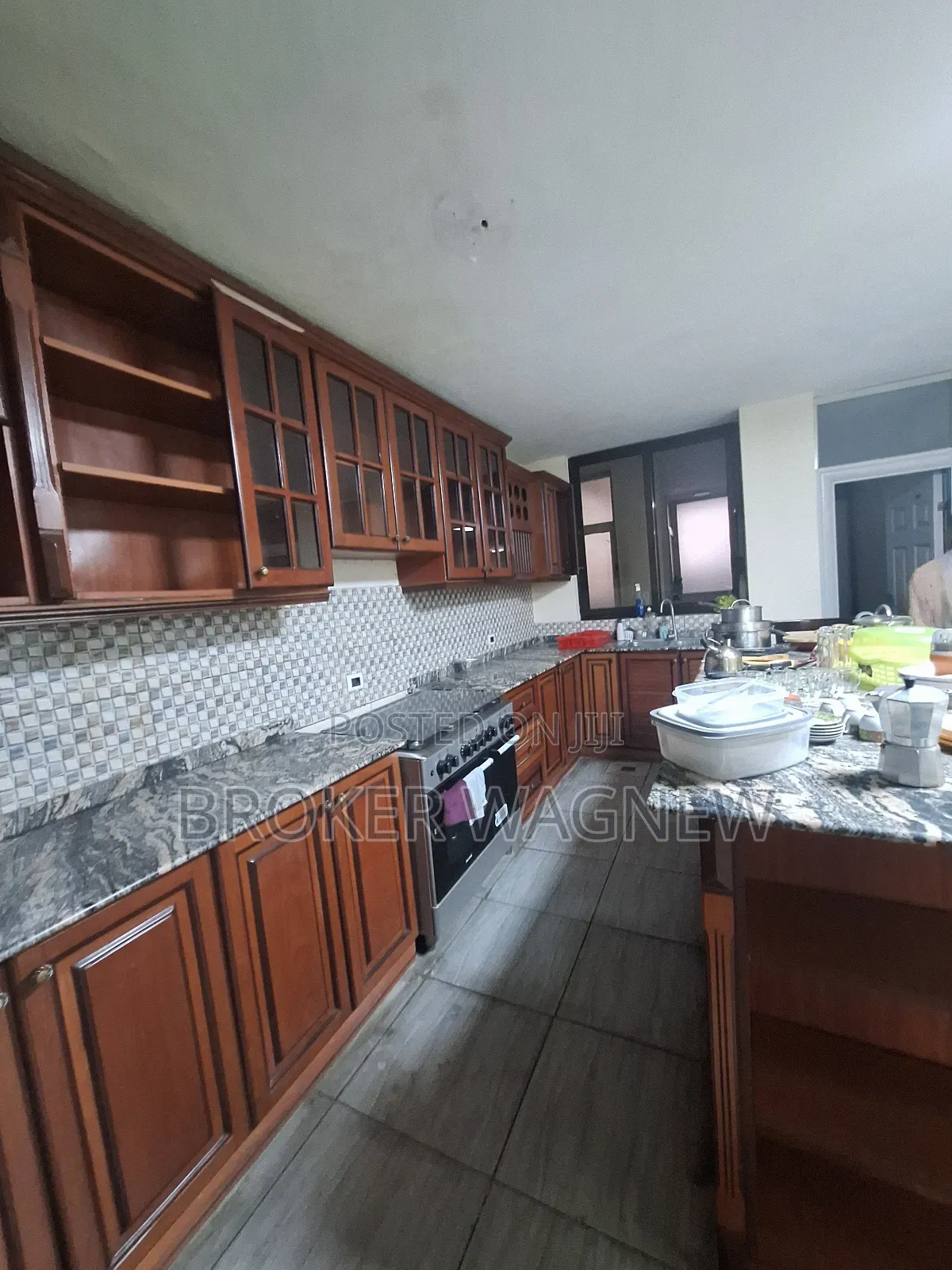 Furnished 3bdrm Apartment in Kirkos for rent