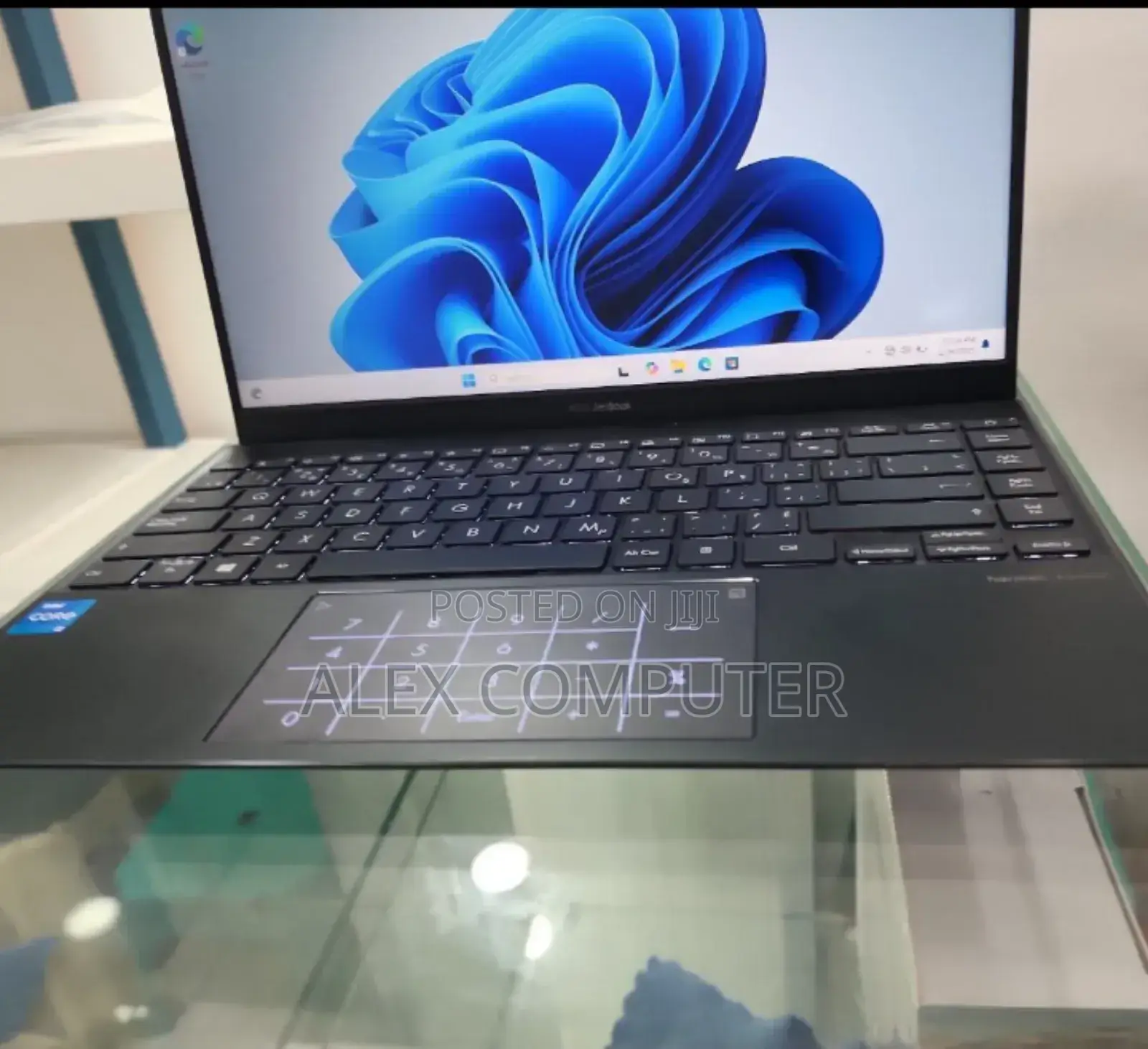 New Laptop Asus ZenBook UX31E 8GB Intel Core I5 SSD 512GB