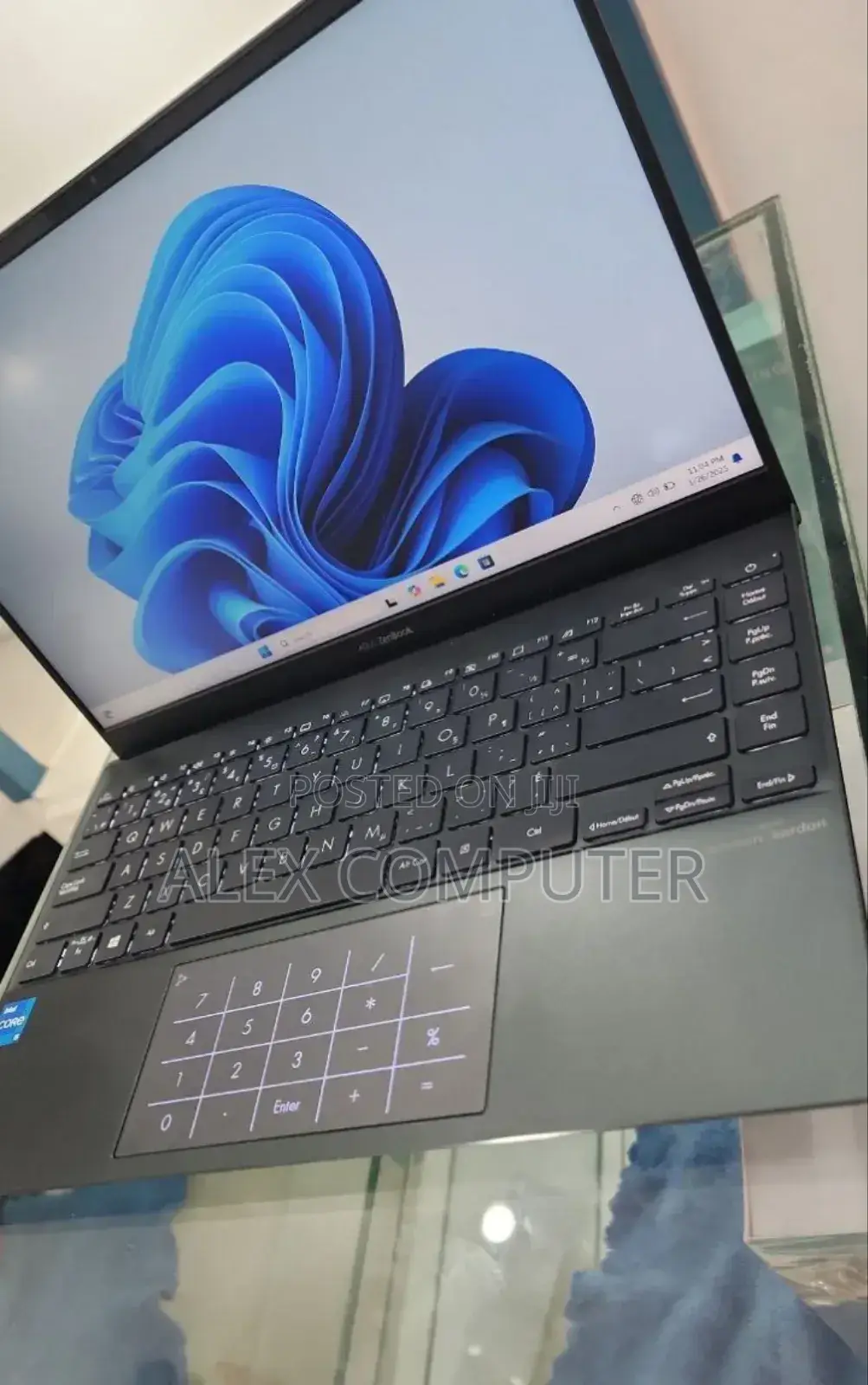 New Laptop Asus ZenBook UX31E 8GB Intel Core I5 SSD 512GB