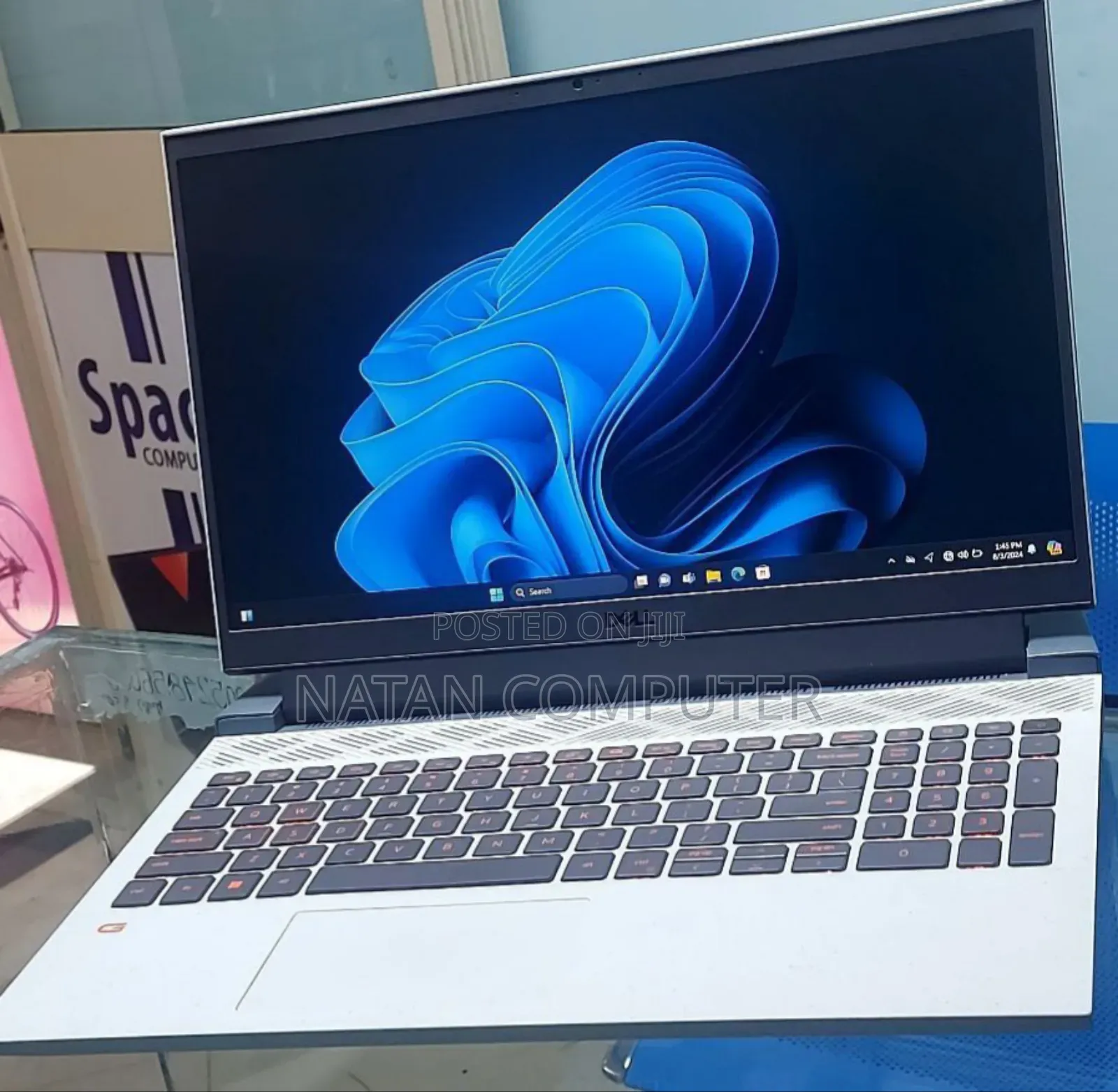 New Laptop Dell G15 5511 16GB AMD Ryzen 5 SSD 512GB