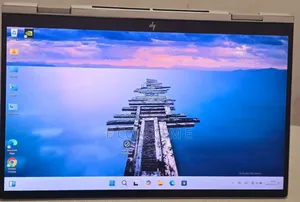 Photo - New Laptop HP 16GB Intel Core I5 SSD 512GB