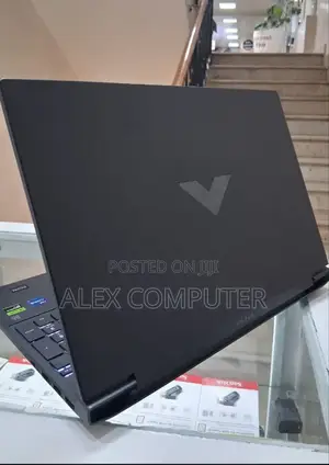 New Laptop HP Victus 15 16GB Intel Core I7 SSD 1T