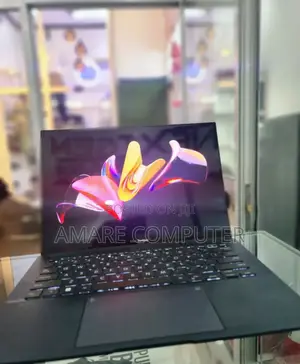 Photo - New Laptop Asus 16GB Intel Core I7 SSD 512GB