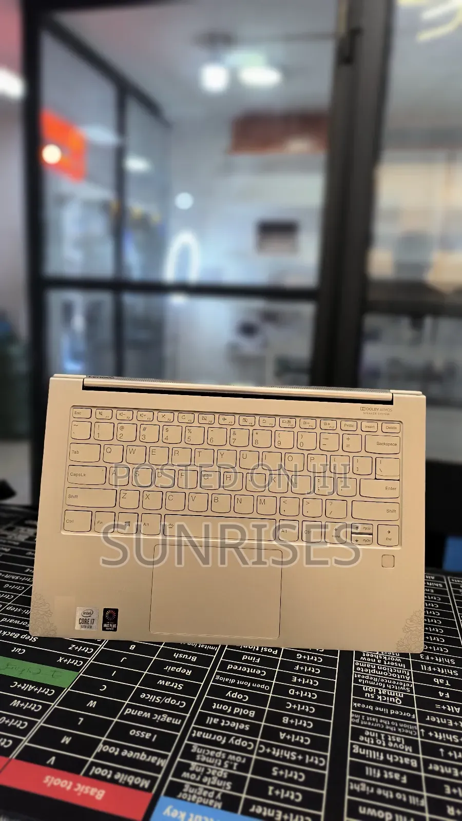 New Laptop Lenovo Yoga 9i 16GB Intel Core I7 SSD 1T