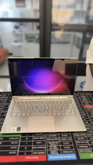 Photo - New Laptop Lenovo Yoga 9i 16GB Intel Core I7 SSD 1T