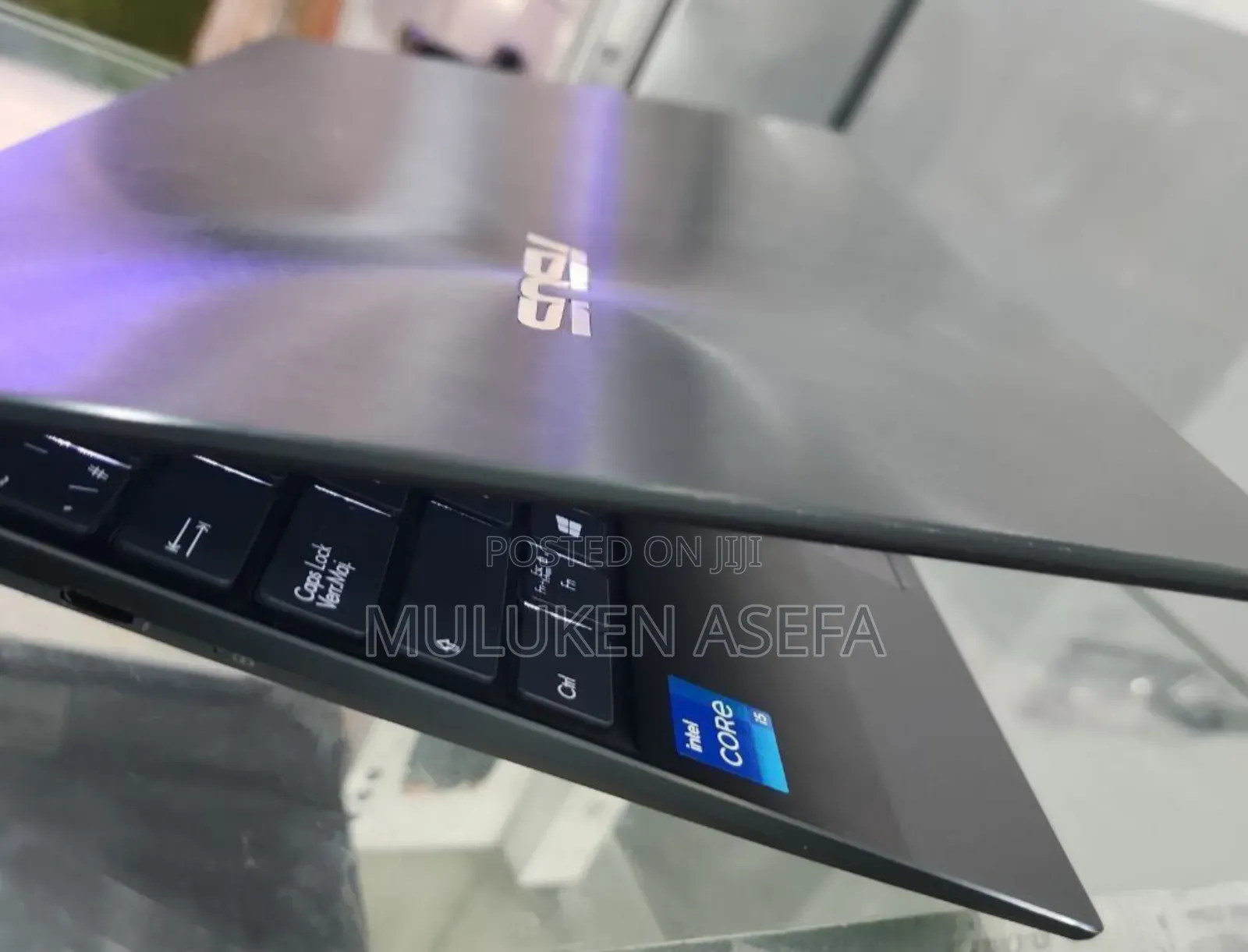 New Laptop Asus ZenBook UX303UA 8GB Intel Core I5 SSD 512GB