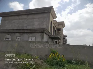 6bdrm Apartment in Roseta Real State, Yeka for sale