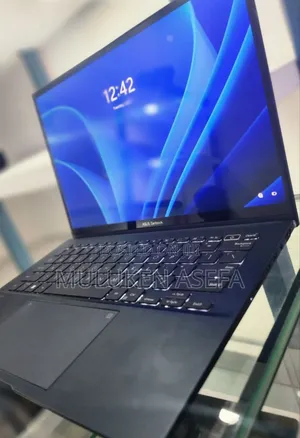 New Laptop Asus ZenBook UX31E 16GB Intel Core I7 SSD 512GB