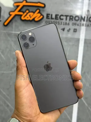 Photo - Apple iPhone 11 Pro Max 256 GB Black