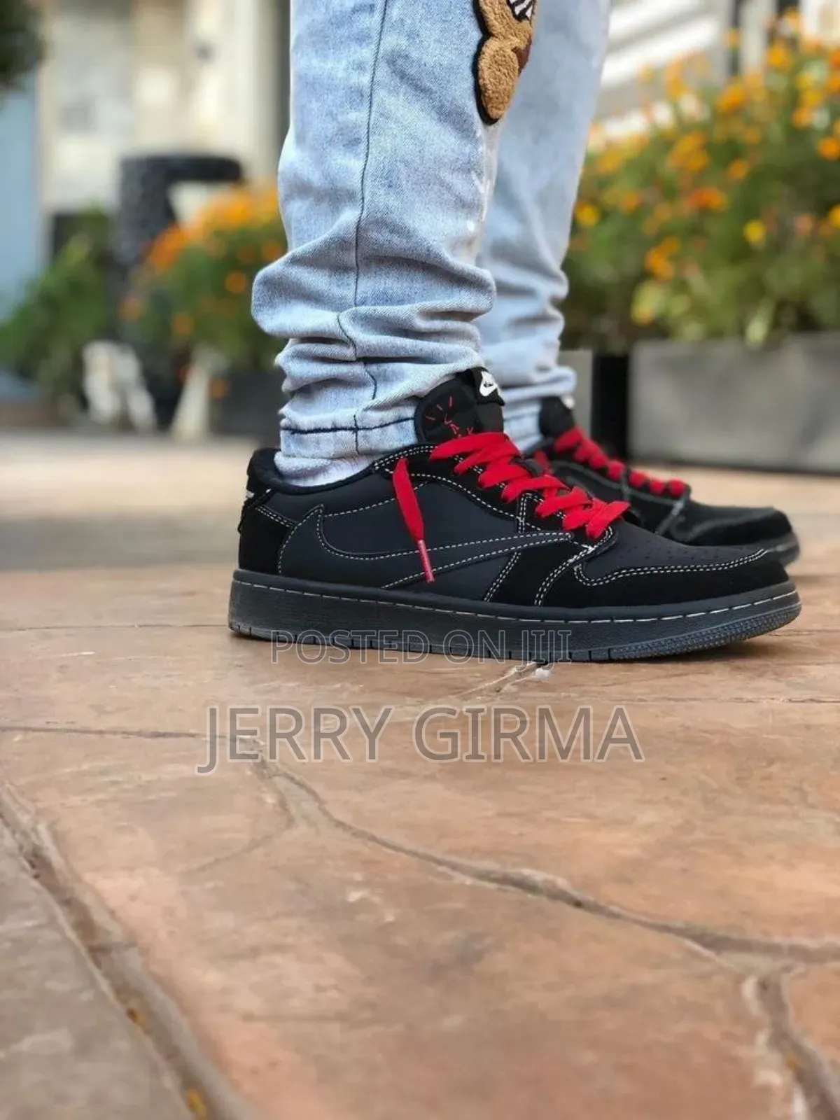 Travis Scoot Black Phantom