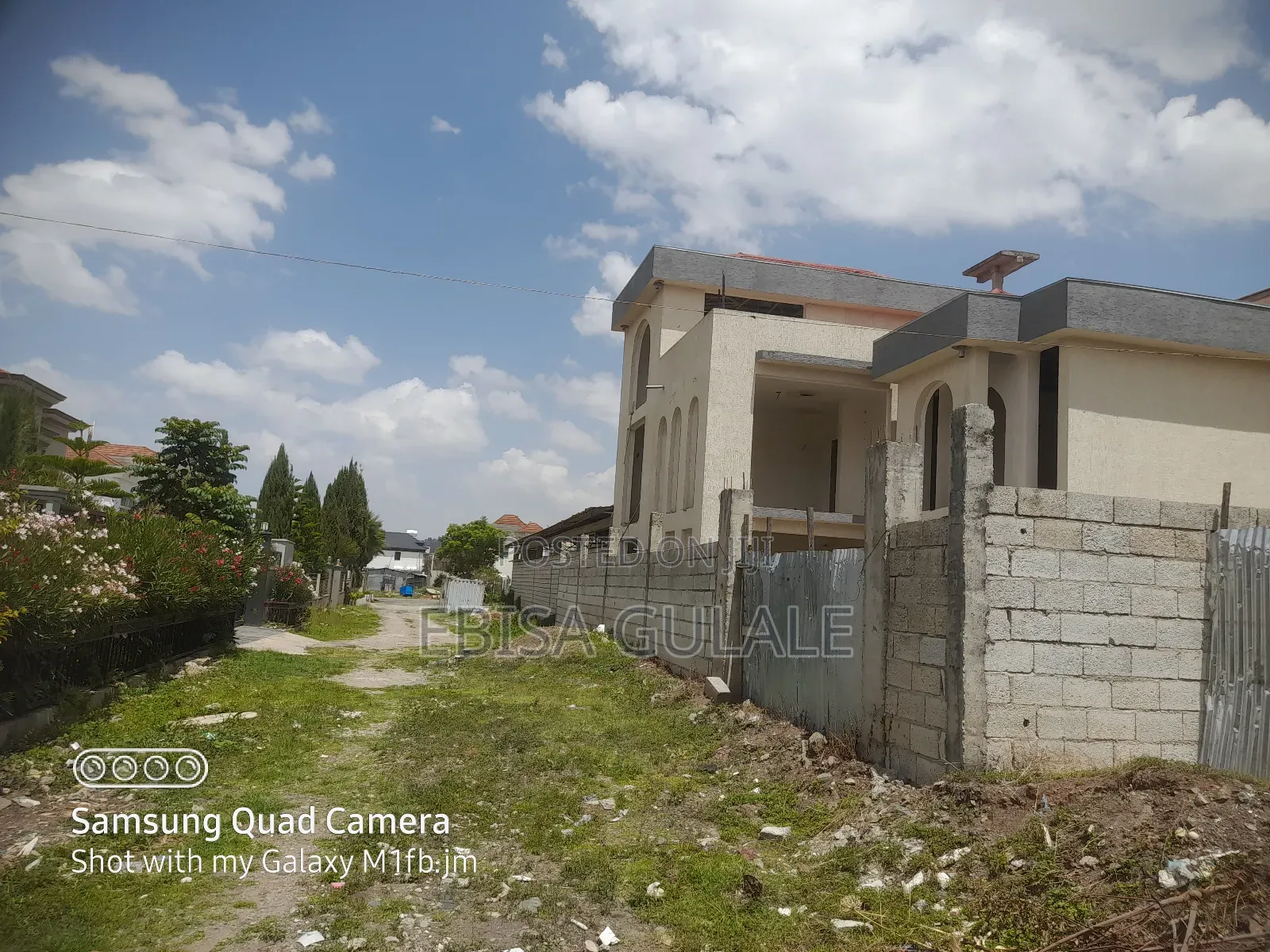 5bdrm Apartment in Roseta Real State, Yeka for sale