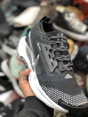Nike Trail Atc Black and White