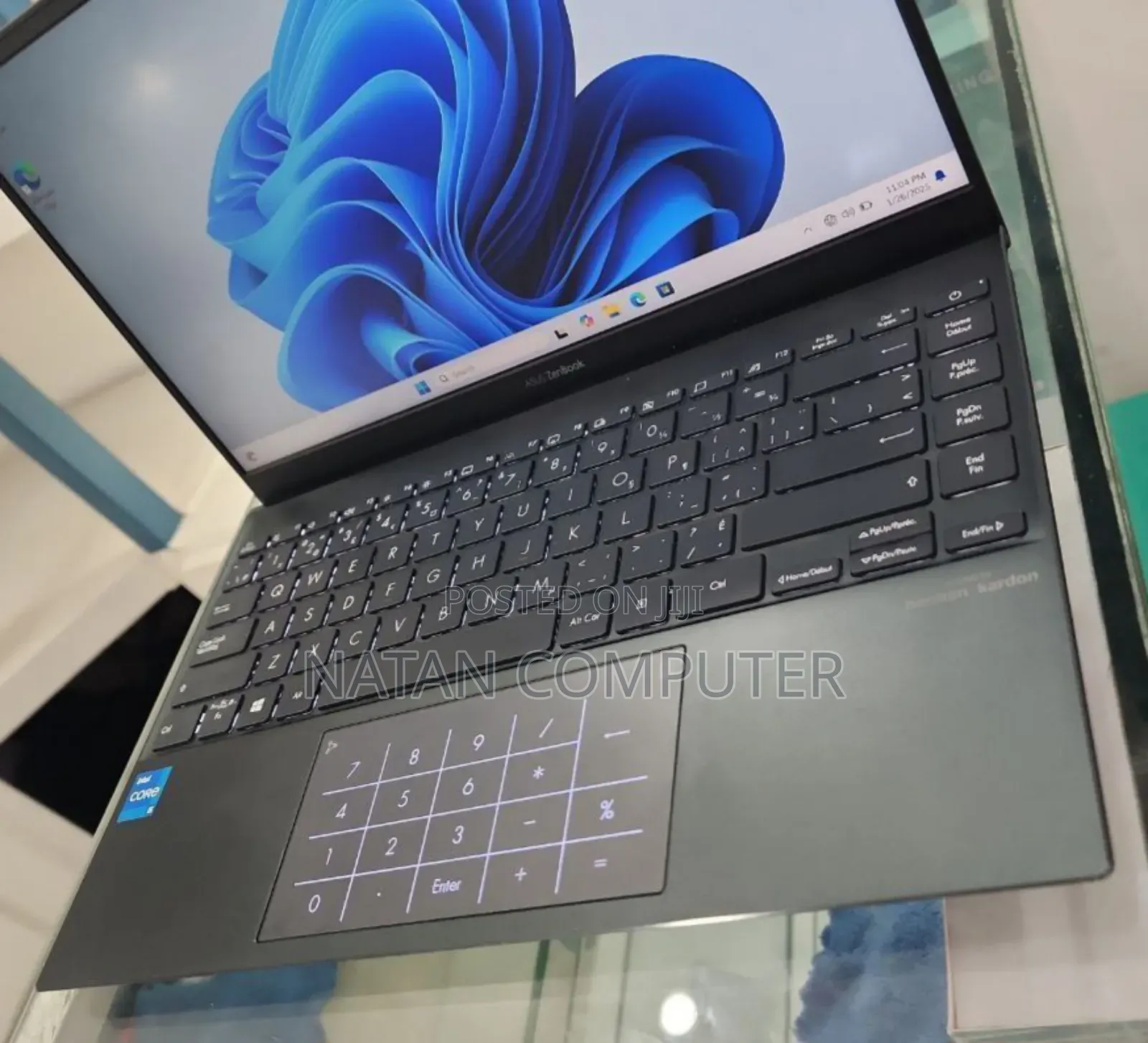 New Laptop Asus ZenBook UX303UA 8GB Intel Core I5 SSD 512GB