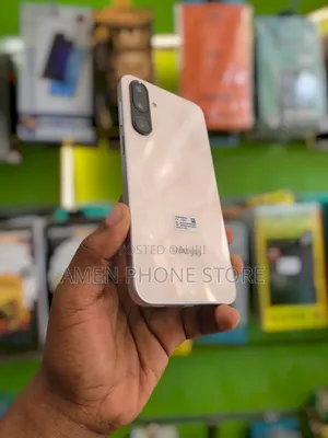 Photo - New Samsung Galaxy M16 128 GB Pink