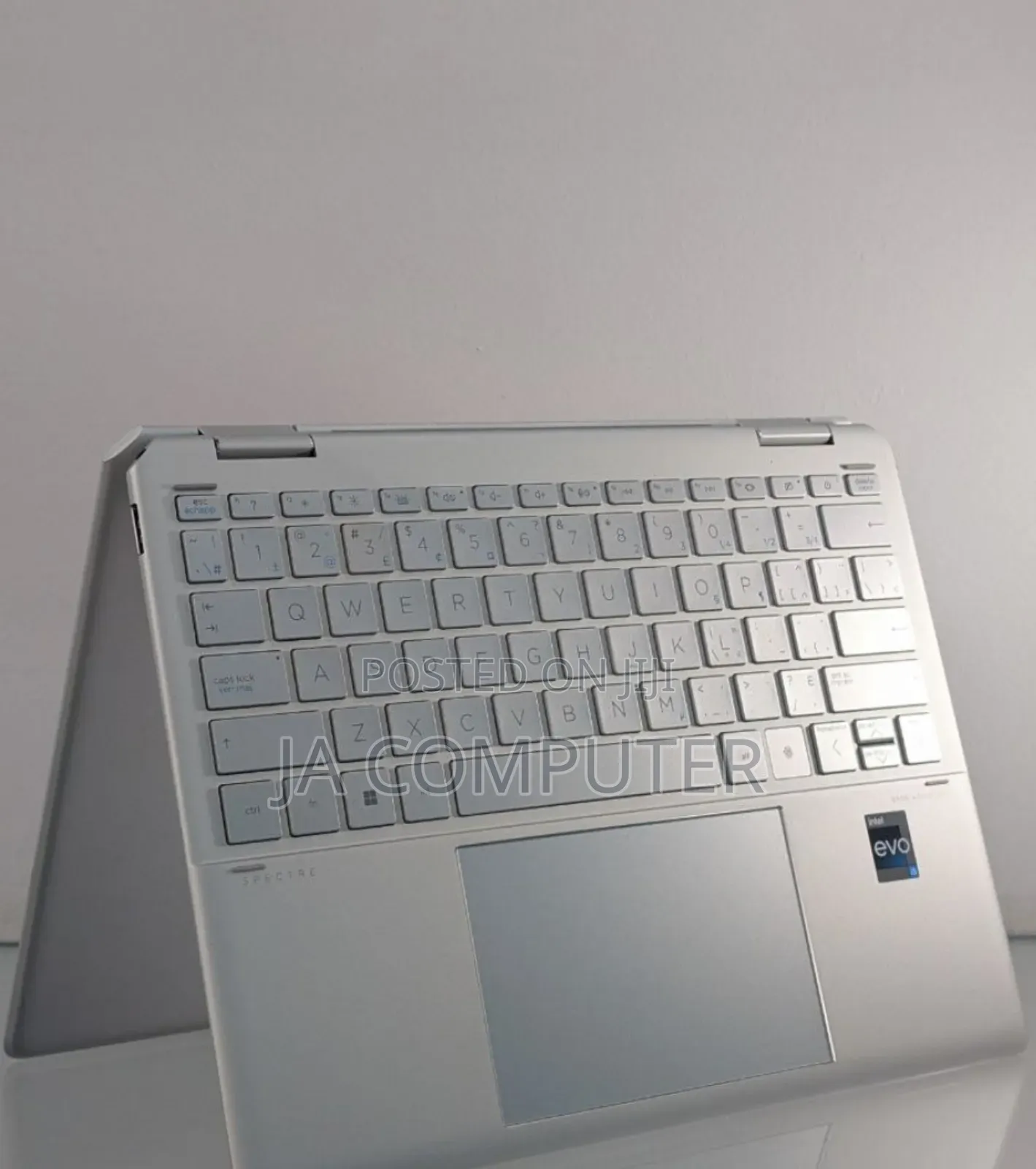 New Laptop HP Spectre 16GB Intel Core I5 SSD 1T