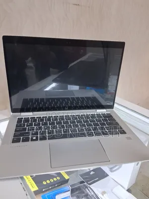 New Laptop HP Spectra 13 16GB Intel Core i5 SSD 1T