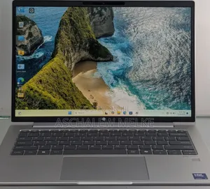 New Laptop HP ProBook 440 16GB Intel Core Ultra 7 SSD 512GB