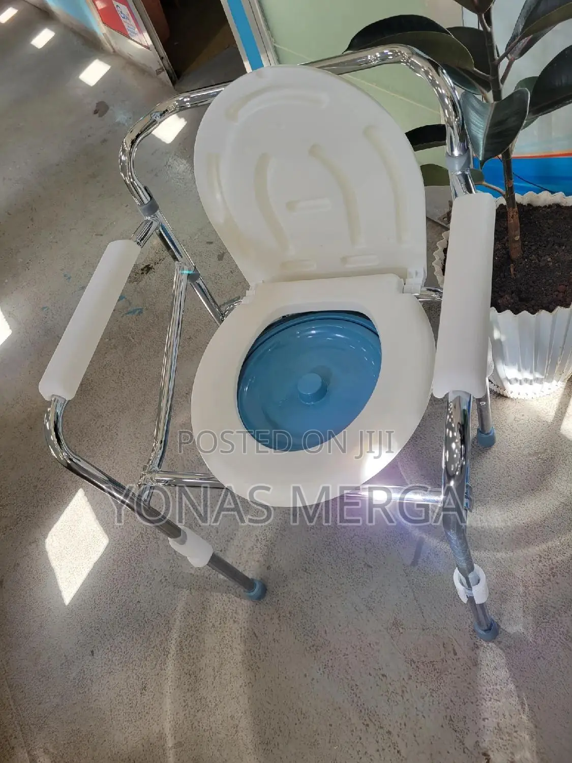 Bedside Potty Chair Shower፼د➤ Non-Slip Design Shower Chair