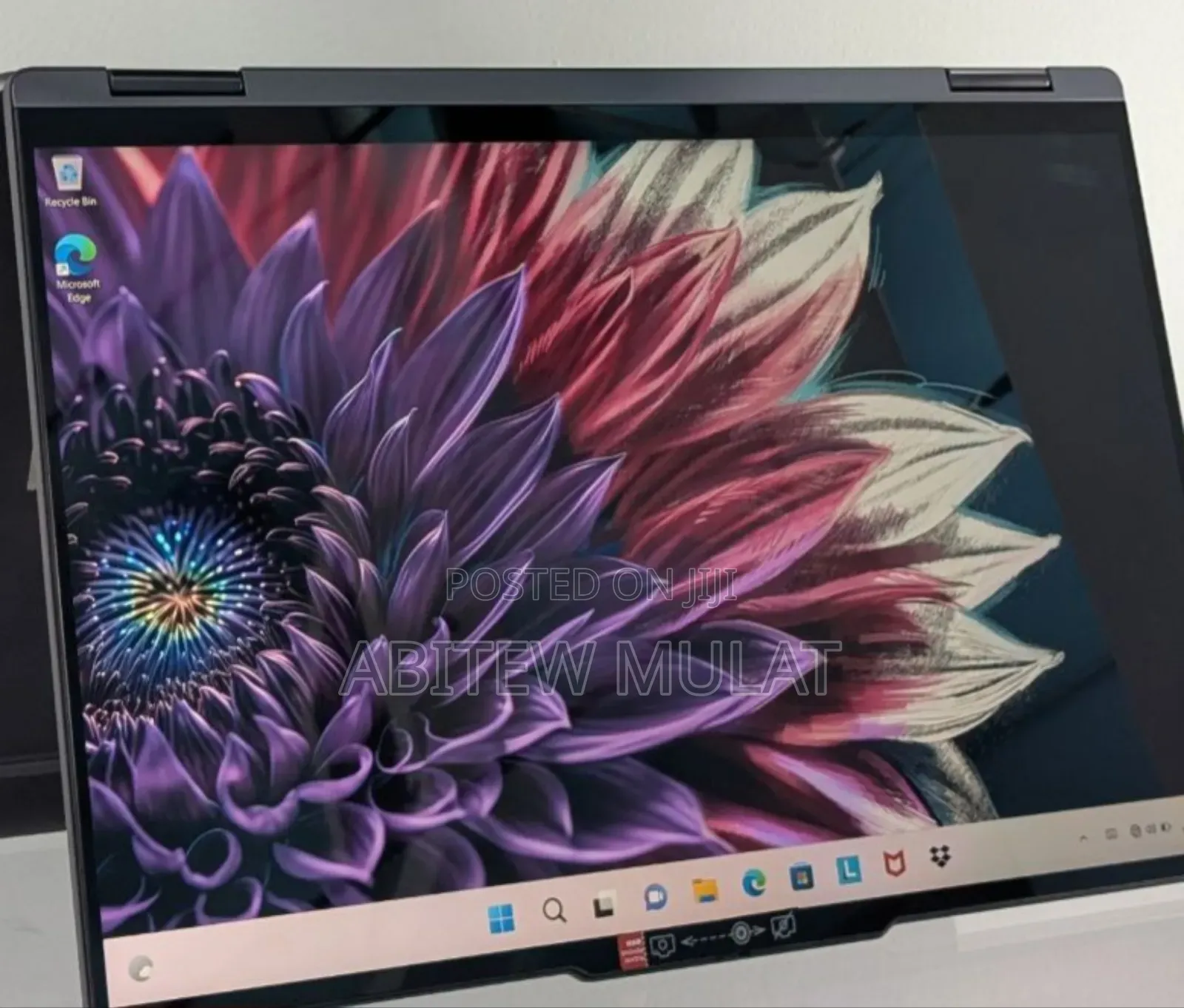 New Laptop Lenovo Yoga 700 16GB Intel Core Ultra 5 SSD 512GB