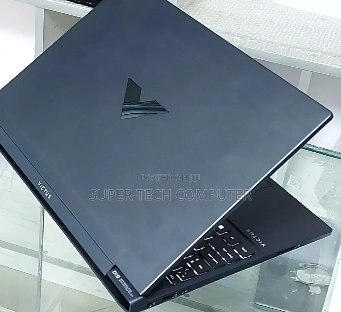 New Laptop HP Victus 16 8GB AMD Ryzen 5 SSD 512GB
