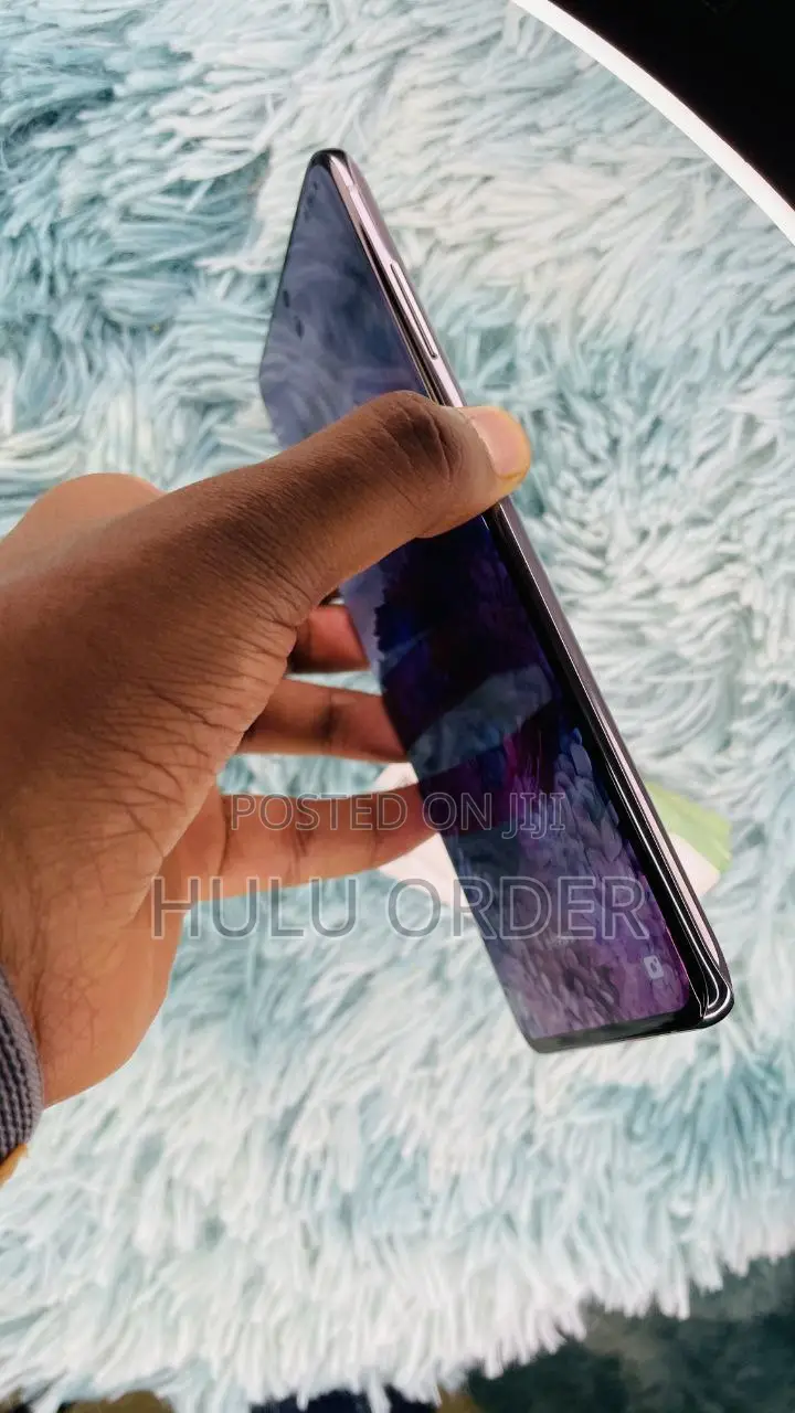 New Samsung Galaxy S20+ 128 GB Black