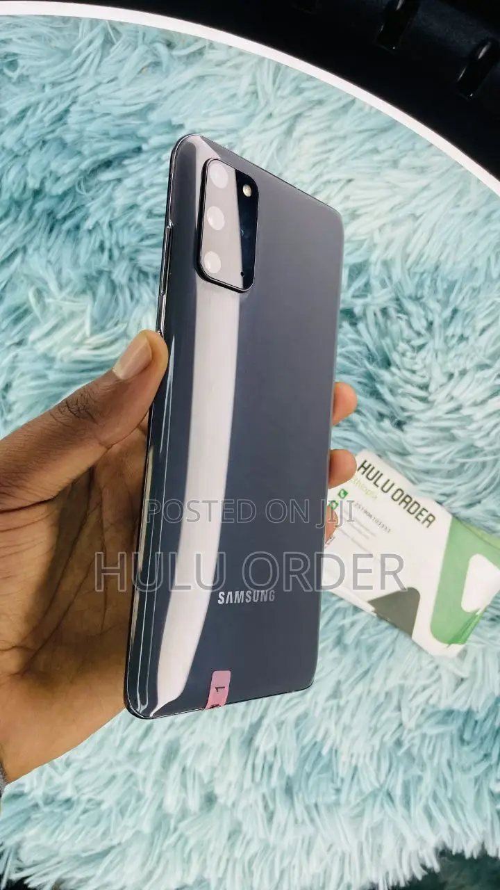 New Samsung Galaxy S20+ 128 GB Black