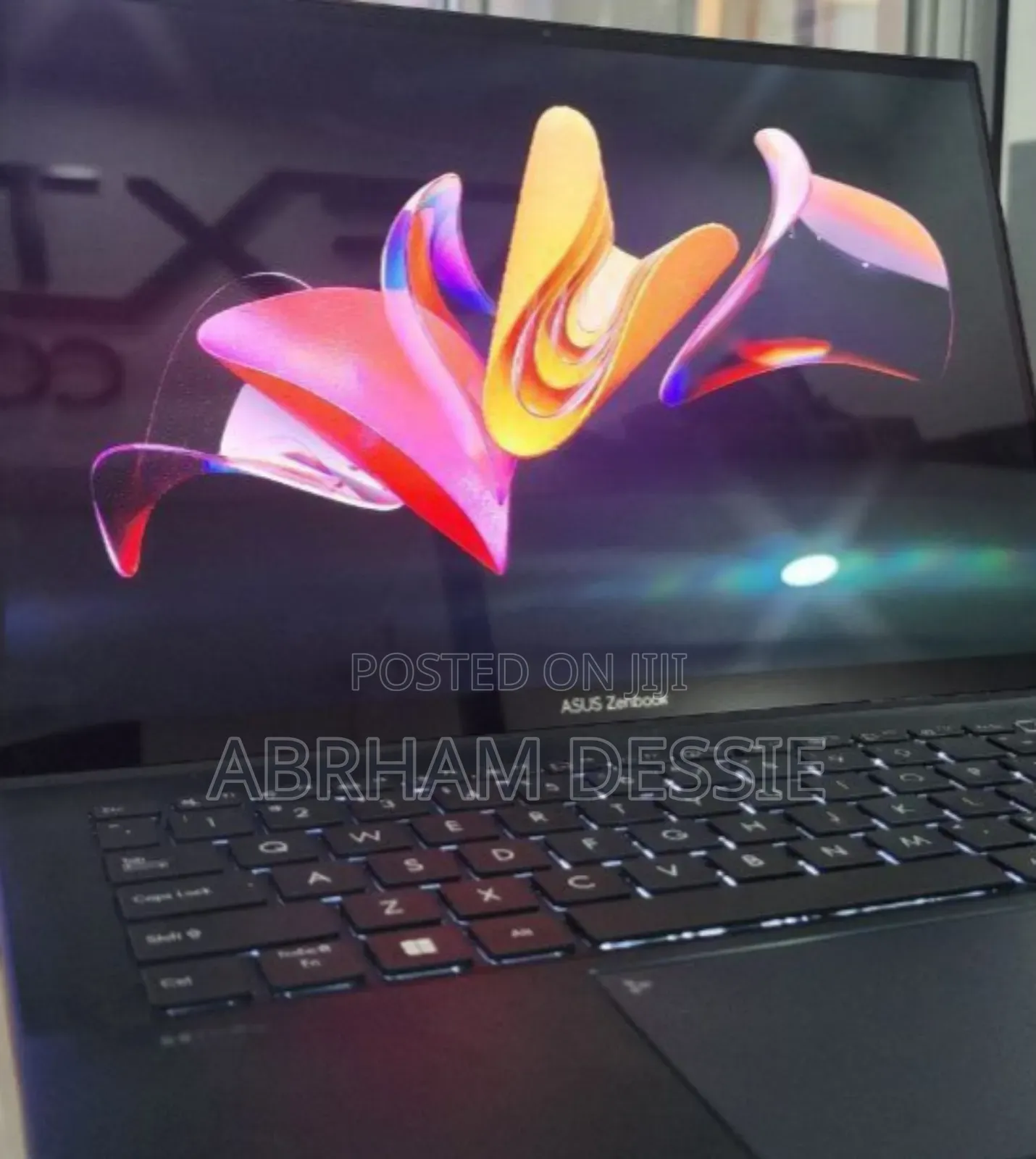 New Laptop Asus ZenBook 13 UX331UN 16GB Intel Core I7 SSD 512GB