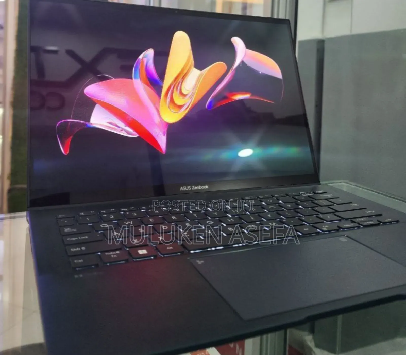 New Laptop Asus ZenBook UX430UQ 16GB Intel Core I7 SSD 512GB