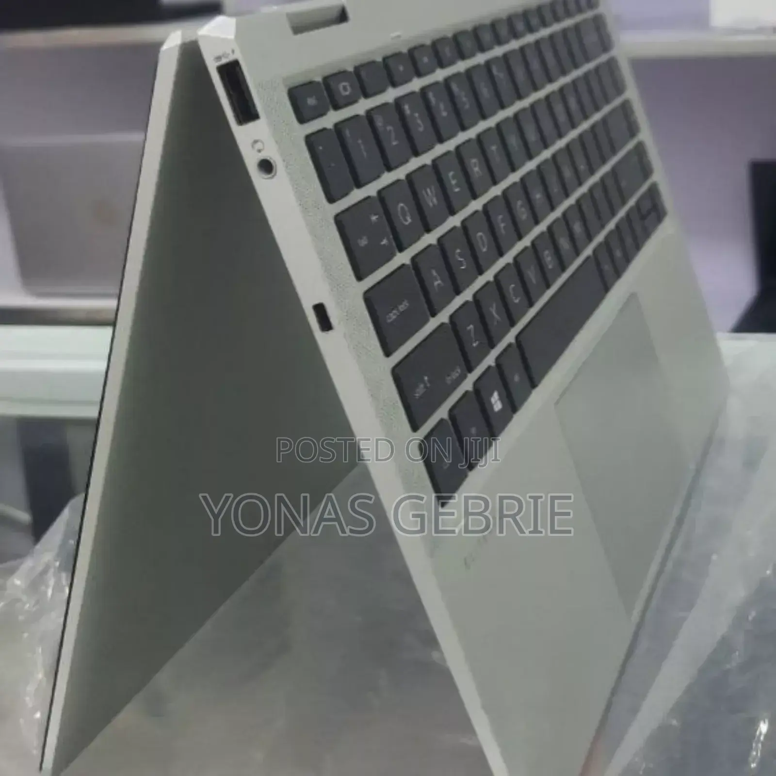 New Laptop HP EliteBook X360 1040 G7 16GB Intel Core I7 SSD 512GB