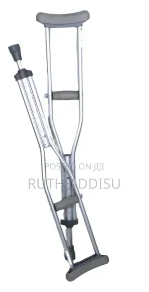 Photo - Crutches才能crutches與否crutches鬥士crutches並不crutches三個crutches