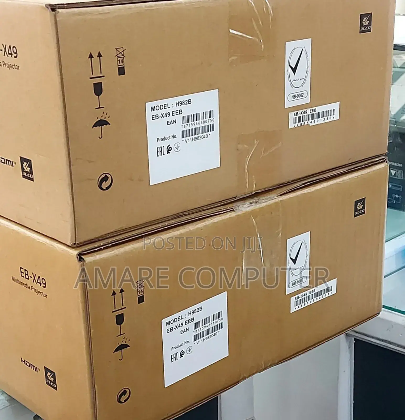 Brand New Epson Projector With Manual Cd and Cartoon Mod