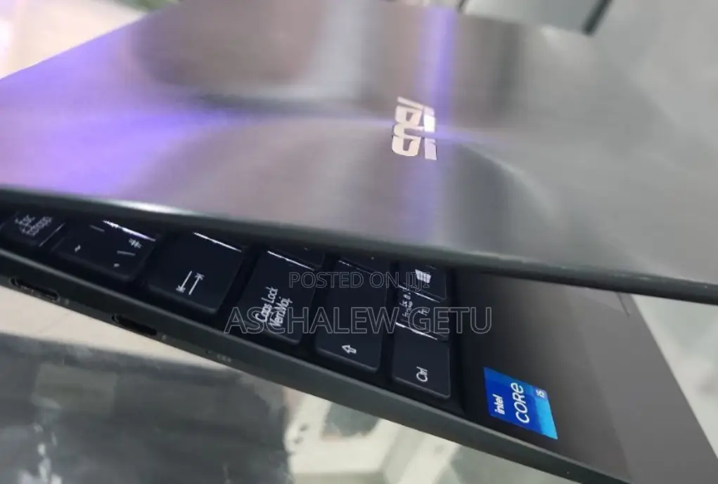 New Laptop Asus ZenBook UX32VD 8GB Intel Core I5 SSD 512GB