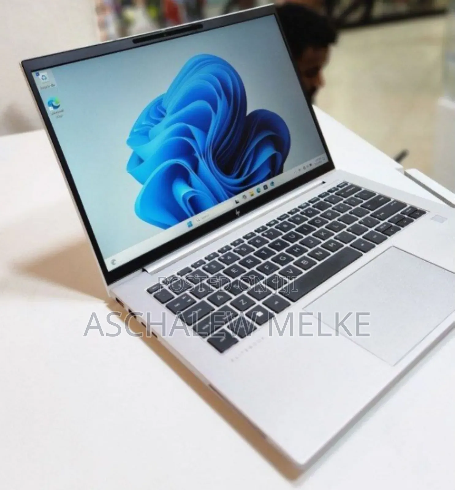 New Laptop HP EliteBook 840 10 16GB Intel Core I7 SSD 1T