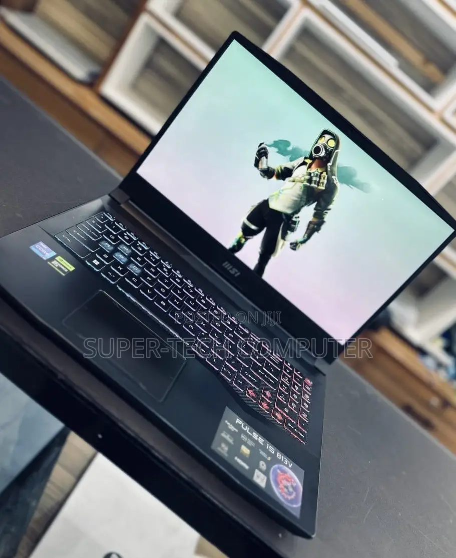 New Laptop MSI Pulse GL76 16GB Intel Core I7 SSD 1T
