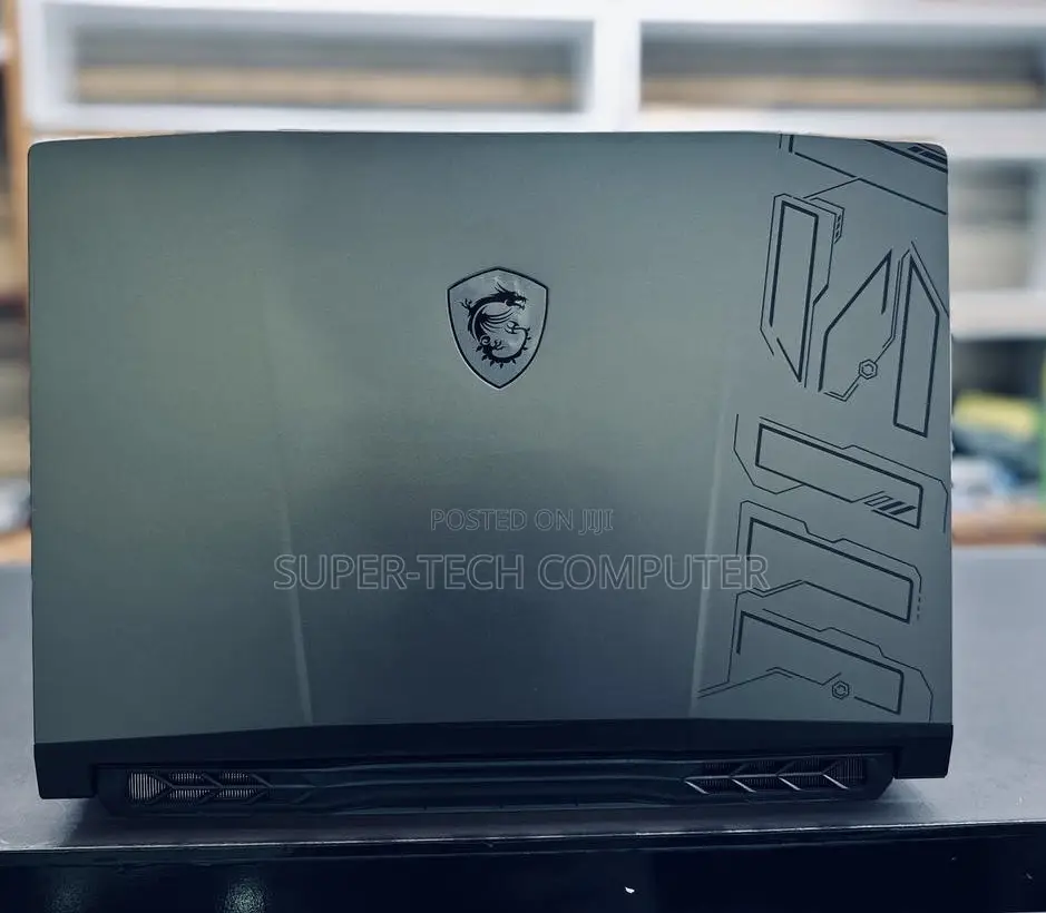 New Laptop MSI Pulse GL76 16GB Intel Core I7 SSD 1T