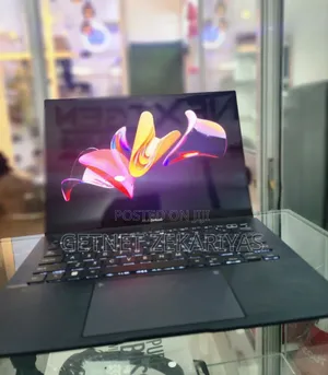 New Laptop Asus Zenbook 14 UX434 16GB Intel Core I7 SSD 512GB