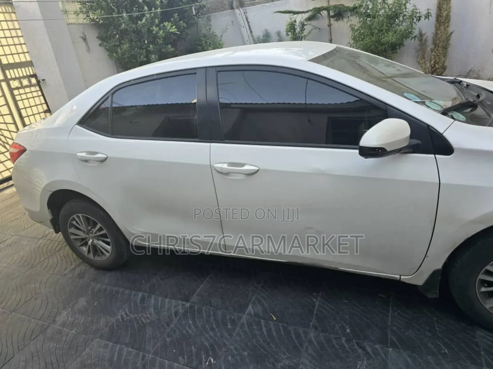 Toyota Corolla 2018 White