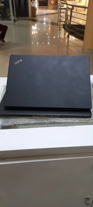 New Laptop Lenovo Thinkpad T490s 16GB Intel Core I7 SSD 512GB