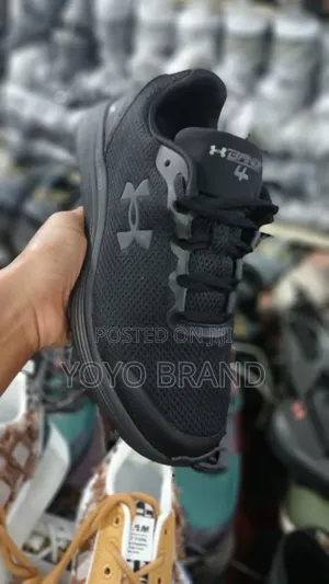 Under Armour Fashion Shoes