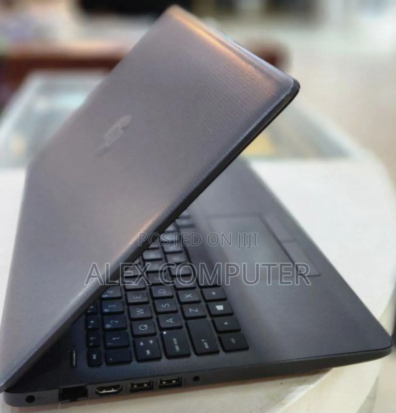 New Laptop HP Stream Notebook 8GB Intel Core I7 SSD 1T