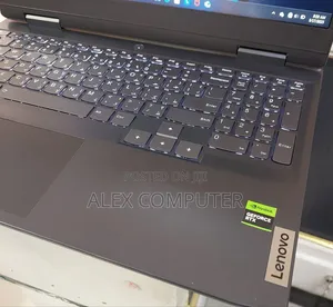 New Laptop Lenovo LOQ 15IRH8 16GB AMD Ryzen 5 SSD 512GB