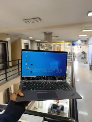 Photo - New Laptop Lenovo Thinkpad X1 Yoga 16GB Intel Core I7 SSD 512GB